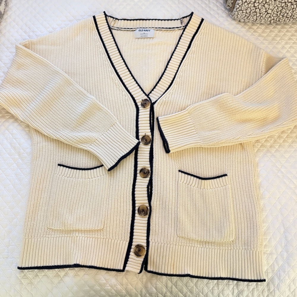 Old Navy Women's Cream Cardigan with Navy Trim